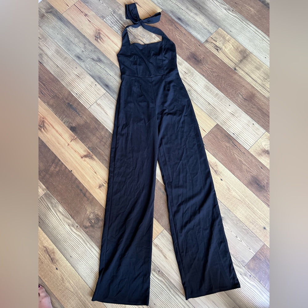 NWOT ALLOY Black halter neck jumpsuit, size large, 37 inch inseam